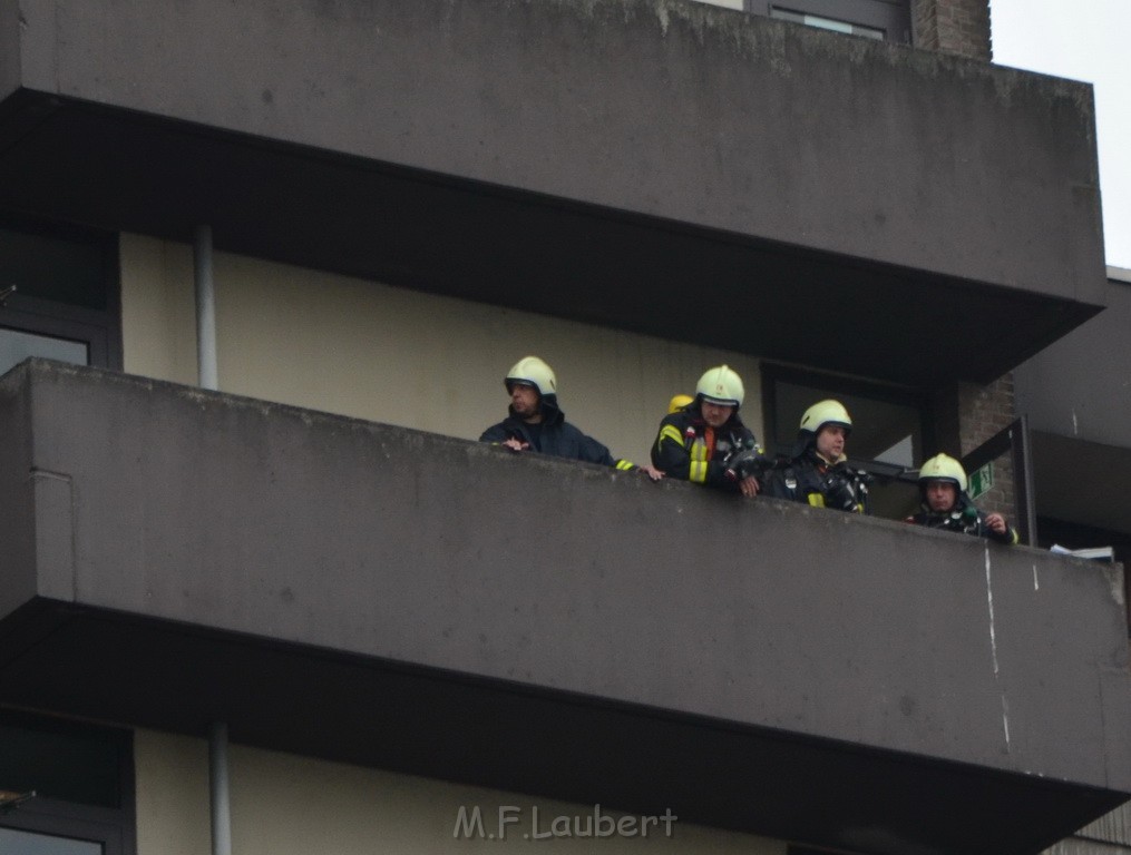 Feuer Koeln Porz Gremberghoven Oberstr P83.JPG - Miklos Laubert